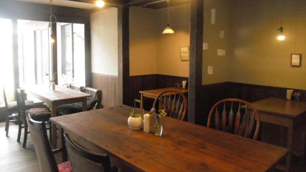 Sakuraya Cafe & Shop